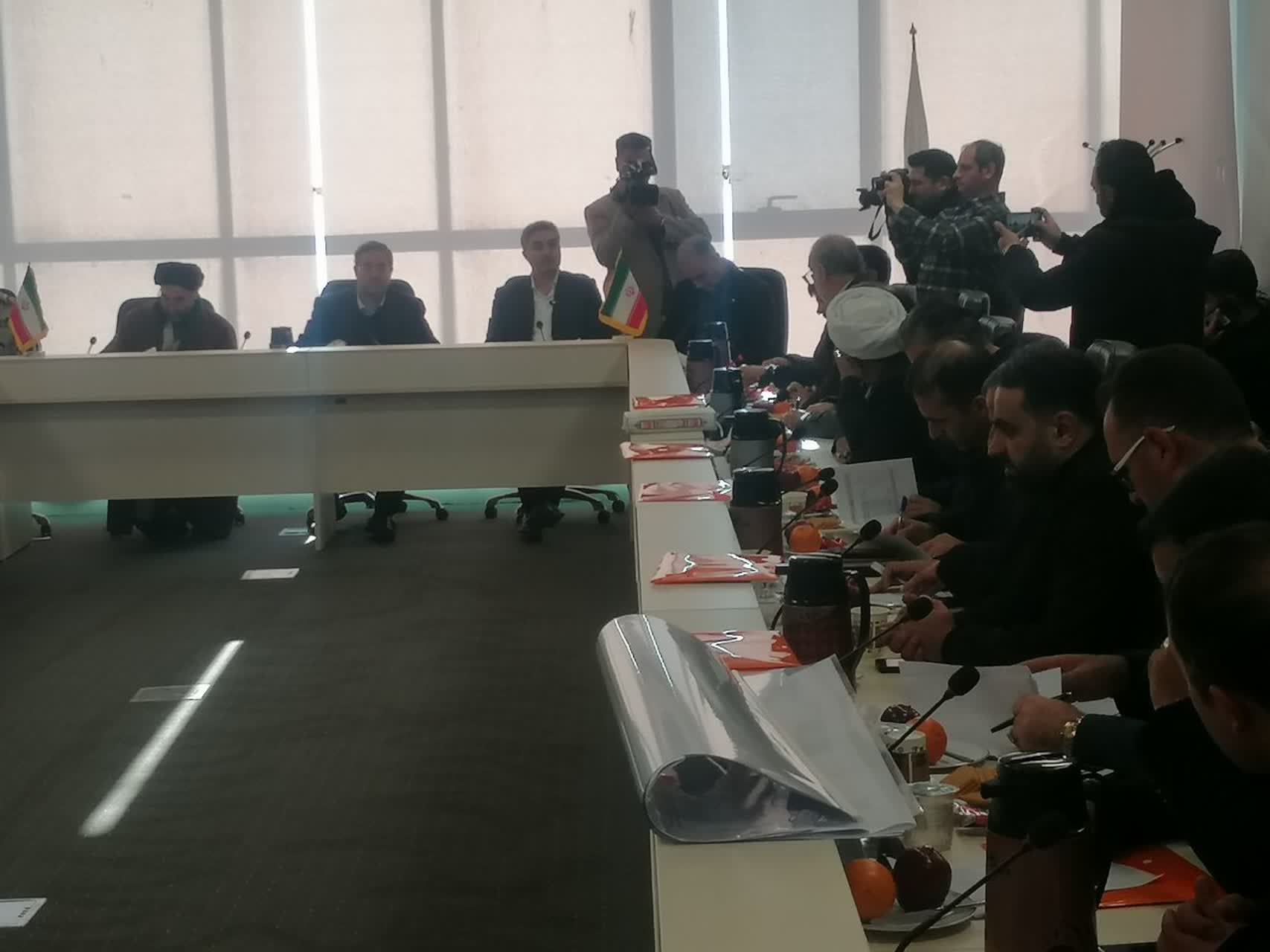 حضور مدیر عامل سازمان همیاری در جلسه رفع مشکلات مرز سرو با دعوت استانداری آذربایجان غربی